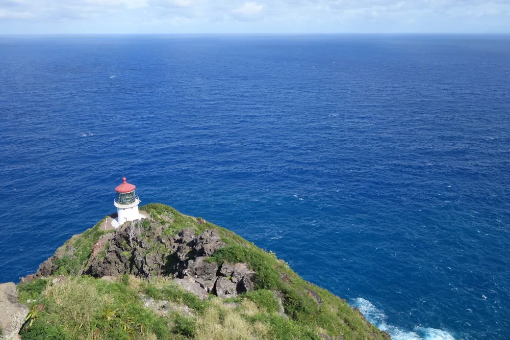 マカプウ岬から見える灯台